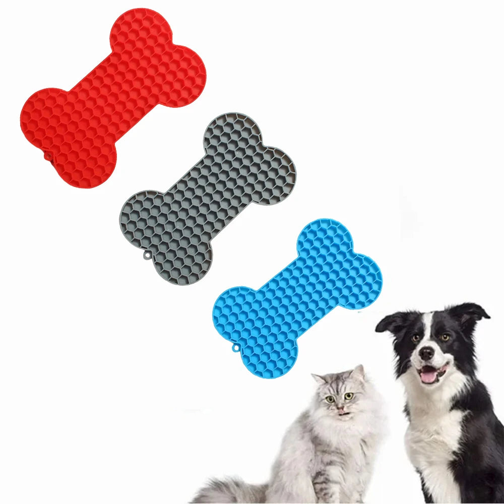 Dog Lick Mat Bone-shaped Silicon Licking Mat With Suction Dog Lick Slow Feeder Licky Mat Pet Bathing Distraction Pads Food Plate